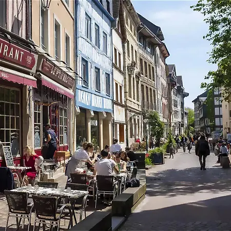 Au Calme Renove Pres Gare Et Centre Apartment Rouen