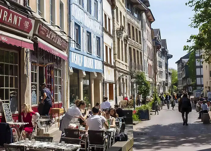 Au Calme Renove Pres Gare Et Centre Apartment Rouen