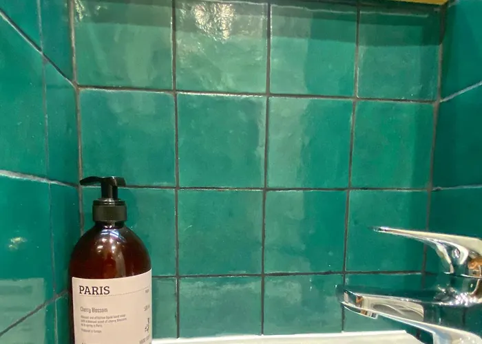 Au Calme Renove Pres Gare Et Centre Apartment *