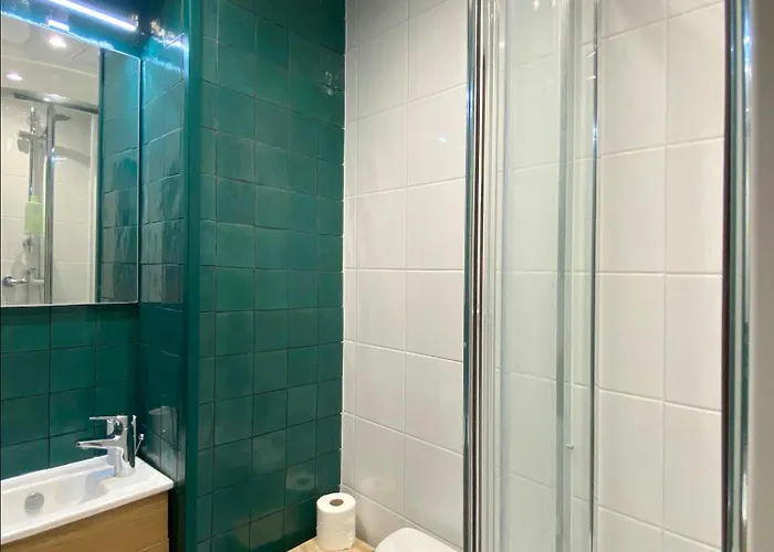 Au Calme Renove Pres Gare Et Centre *